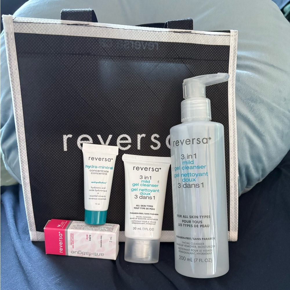 BNIB reversa 3 in 1 mild gel cleanser